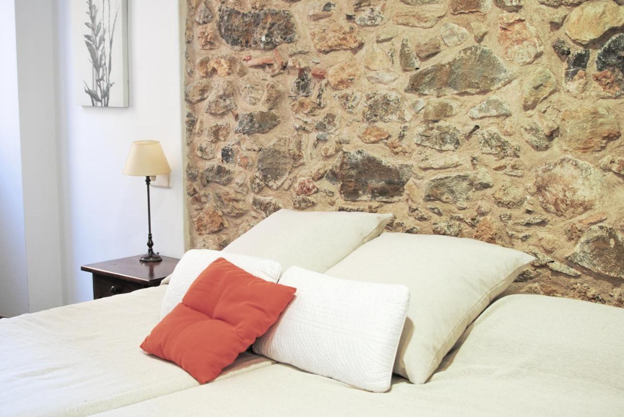 Hotel Fonda Mitjà Torroella de Montgrí Esterno foto